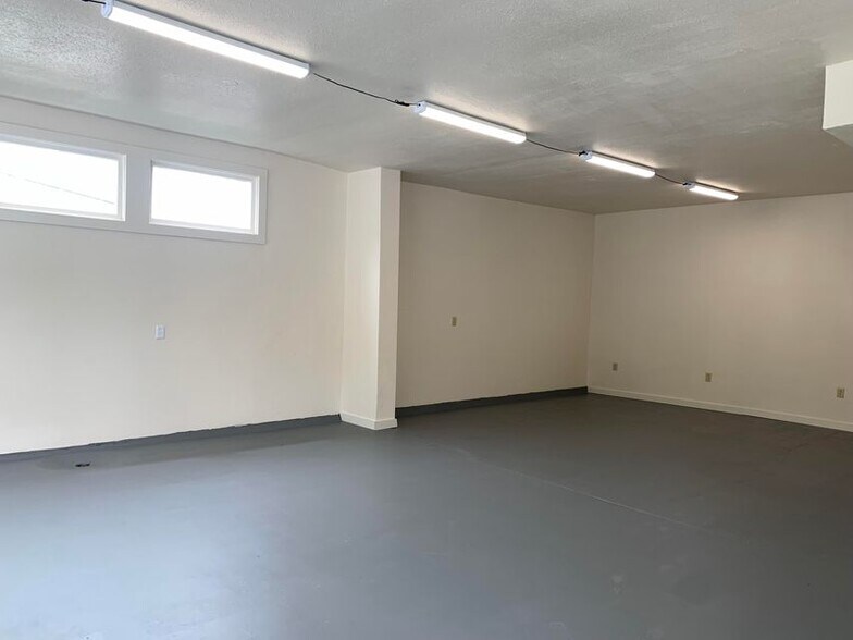 More Photos Of 6710 Fields Landing Dr, Fields Landing Storefront For Lease