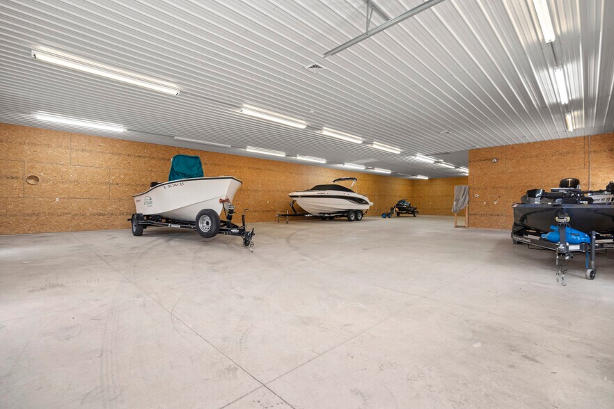 More Photos Of 1200 S Hartshorn Rd, Lakeside Marblehead Warehouse For Sale