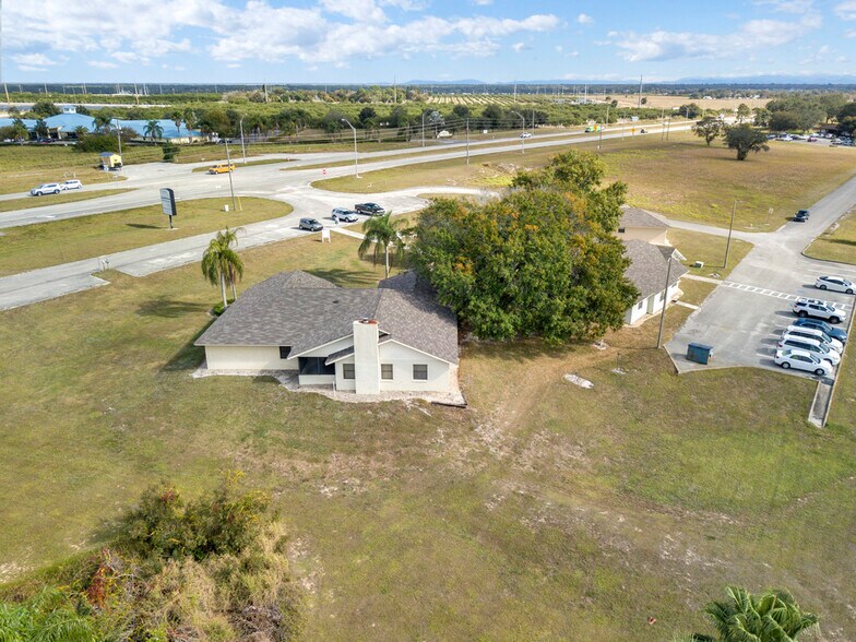 More Photos Of 1346 US 27 N, Lake Placid Land For Sale