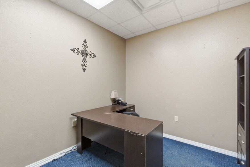 More Photos Of 129 Ranch House rd, Willow Park Specialty For Sale