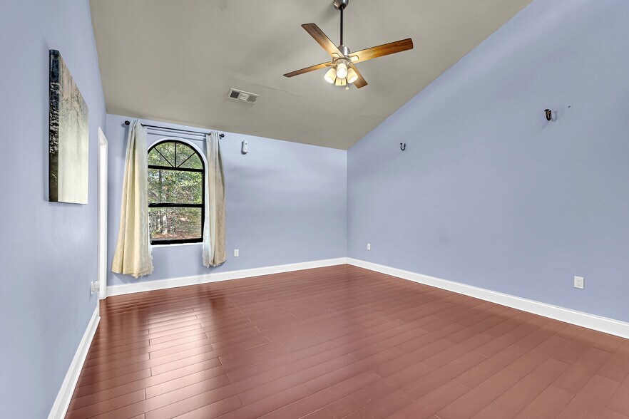 More Photos Of 5575 Milam Rd, Fairburn Medical For Lease