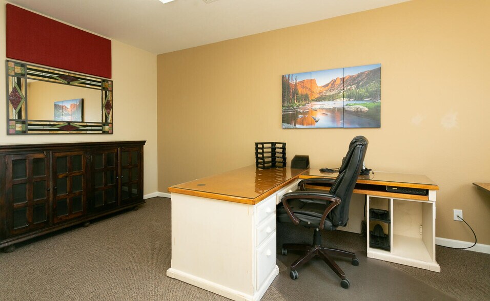 More Photos Of 11811 Upham St, Broomfield Warehouse For Lease