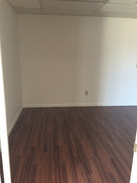 More Photos Of 6238 Presidential Ct, Fort Myers Medical For Sale