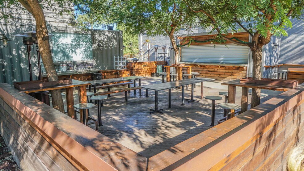 More Photos Of 613 E Santa Ana Blvd, Santa Ana Storefront Retail Residential For Lease