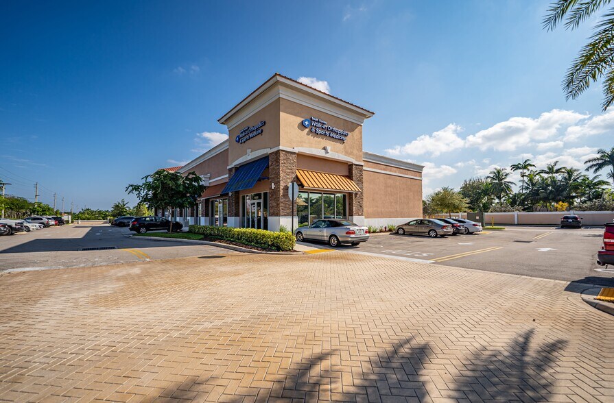 More Photos Of 11050 Griffin Rd, Cooper City Freestanding For Lease
