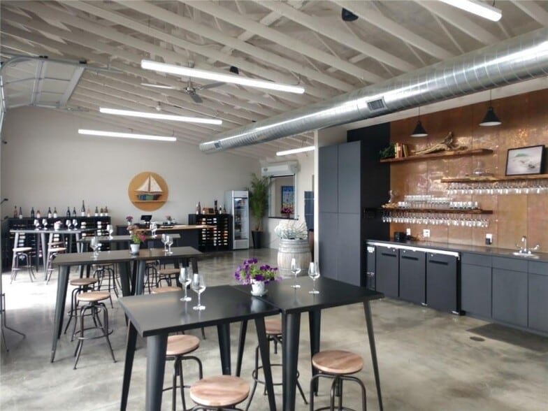 More Photos Of 655 NY-14 Rt, Penn Yan Restaurant For Sale