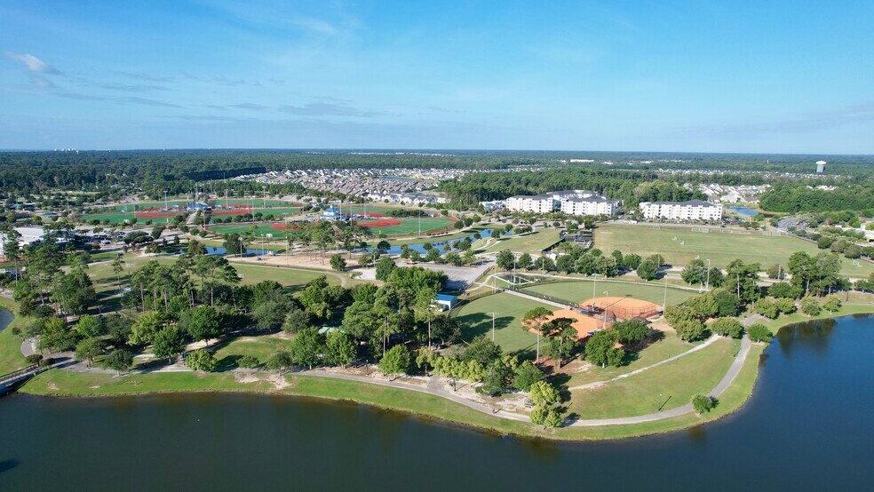 More Photos Of 1131 Shine Ave, Myrtle Beach Warehouse For Lease