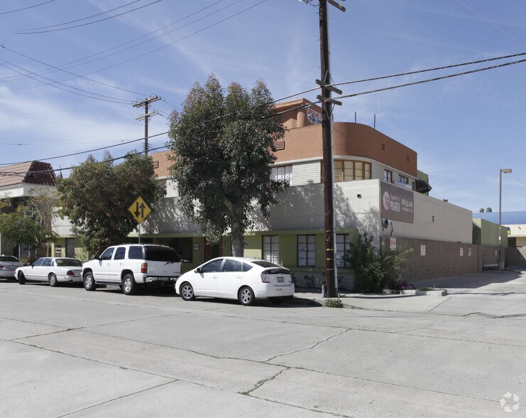 More Photos Of 4789 Vineland Ave, North Hollywood Medical For Lease