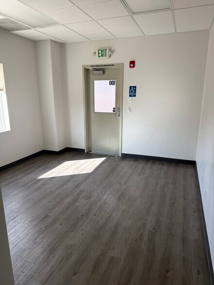 More Photos Of 4400 Business Park Dr, Cameron Park Warehouse For Lease