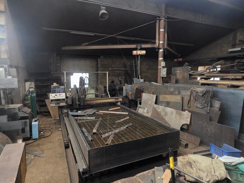 More Photos Of 1389 Old State Rd, Waterford Industrial For Sale