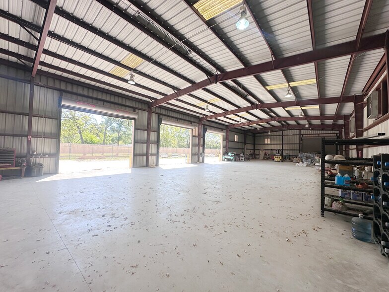 More Photos Of 1515 Witte Rd, Houston Warehouse For Lease