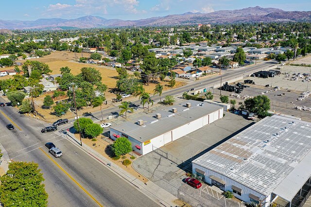 More Photos Of 491 Menlo Ave, Hemet Warehouse For Sale