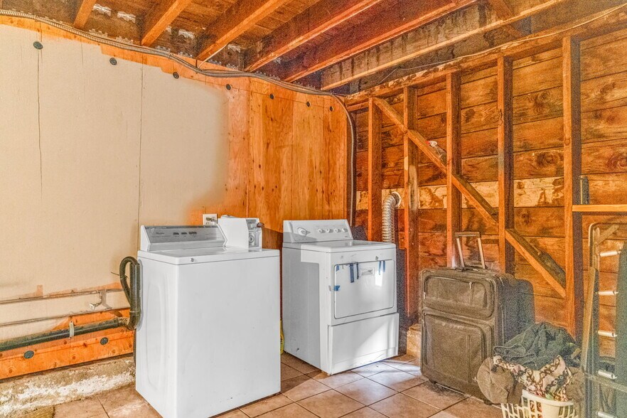 More Photos Of 5492 Ruth Ave, Oakland Apartments For Sale