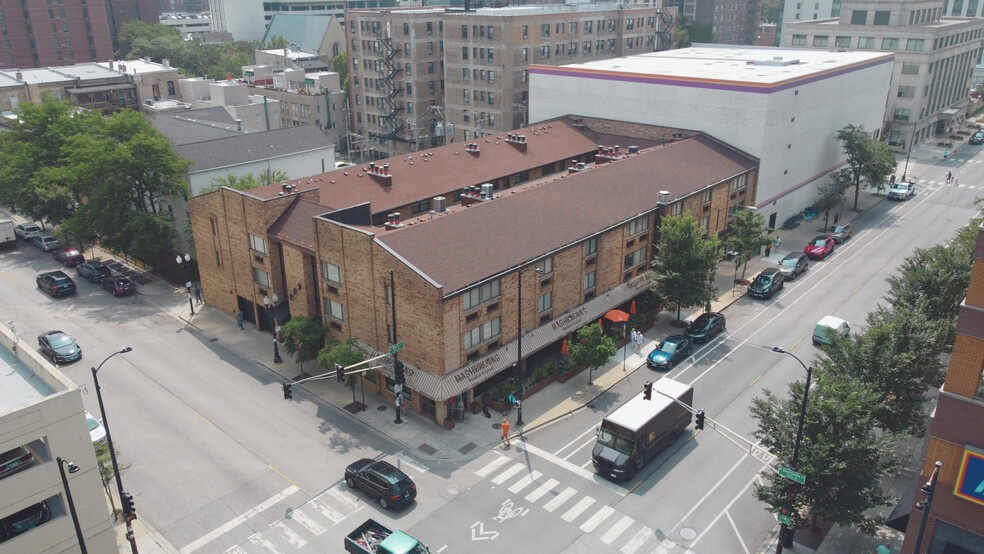 More Photos Of 1151-1155 N Wells St, Chicago Apartments For Lease