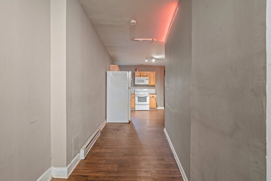 More Photos Of 210 E Lafayette Ave, Baltimore Apartments For Sale