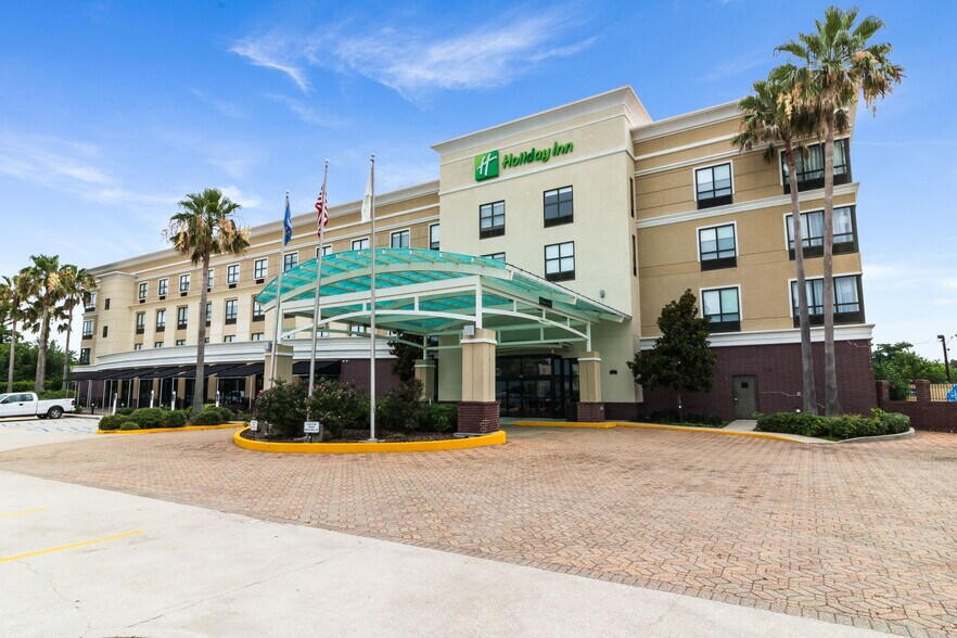 Primary Photo Of 1800 Martin Luther King Blvd, Houma Hotel For Sale