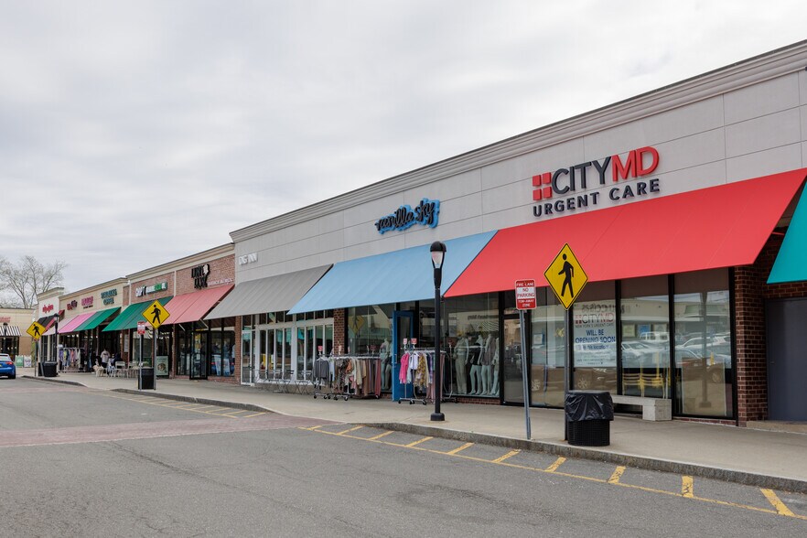 More Photos Of 126 S Ridge St, Rye Brook Unknown For Lease