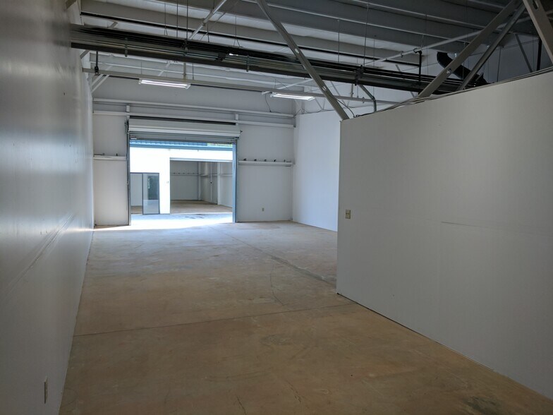 More Photos Of 158 Whitcomb Ave, Colfax Warehouse For Lease