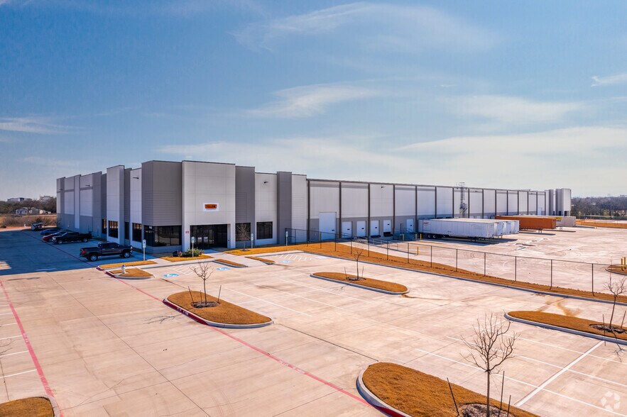 More Photos Of 1460 E Kearney St, Mesquite Warehouse For Lease