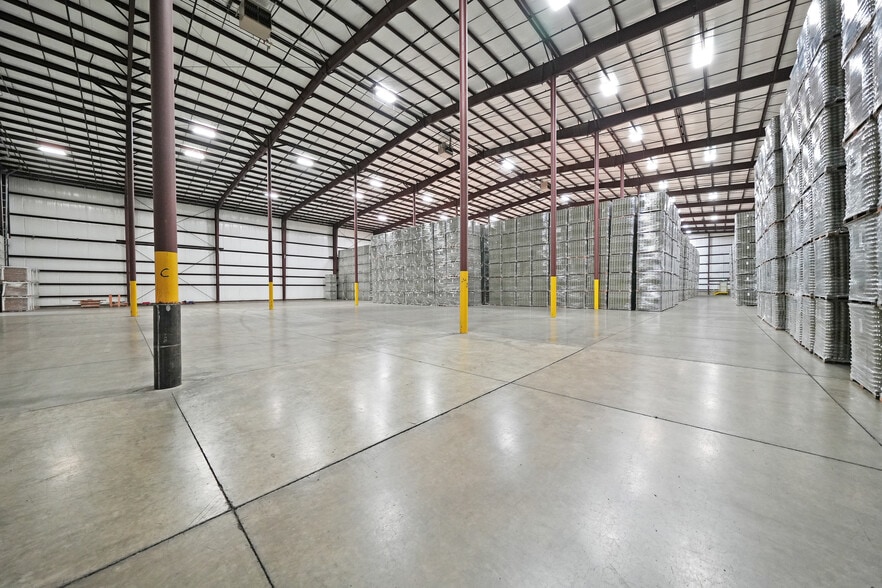 More Photos Of 45 E 3rd Ave, Toppenish Manufacturing For Sale