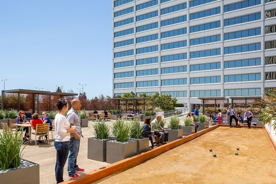 More Photos Of 1900 Powell St, Emeryville Office For Lease