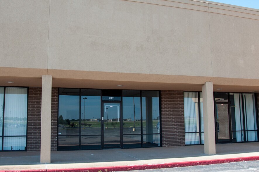 More Photos Of 2221-2555 Ponderosa Dr, Chickasha Unknown For Lease