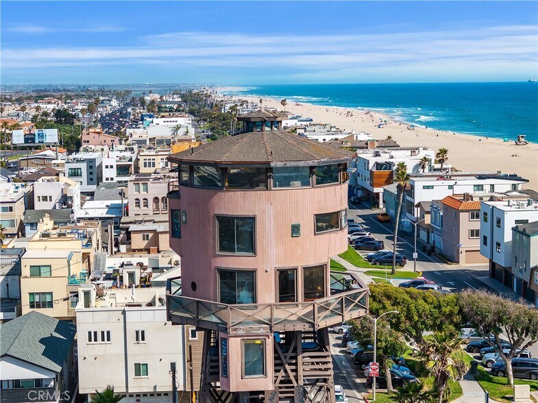 More Photos Of 1 Anderson St, Seal Beach Specialty For Sale