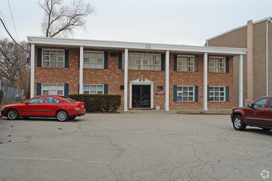 More Photos Of 436 Old Hook Rd, Emerson Medical For Sale