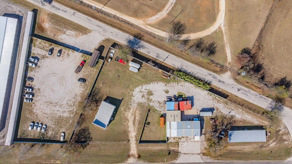 More Photos Of 5346 S US Highway 377, Stephenville Auto Repair For Sale