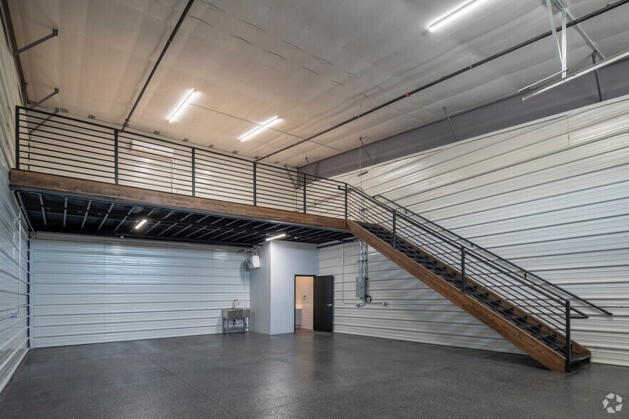 More Photos Of 7542 S Potomac St, Centennial Flex For Sale