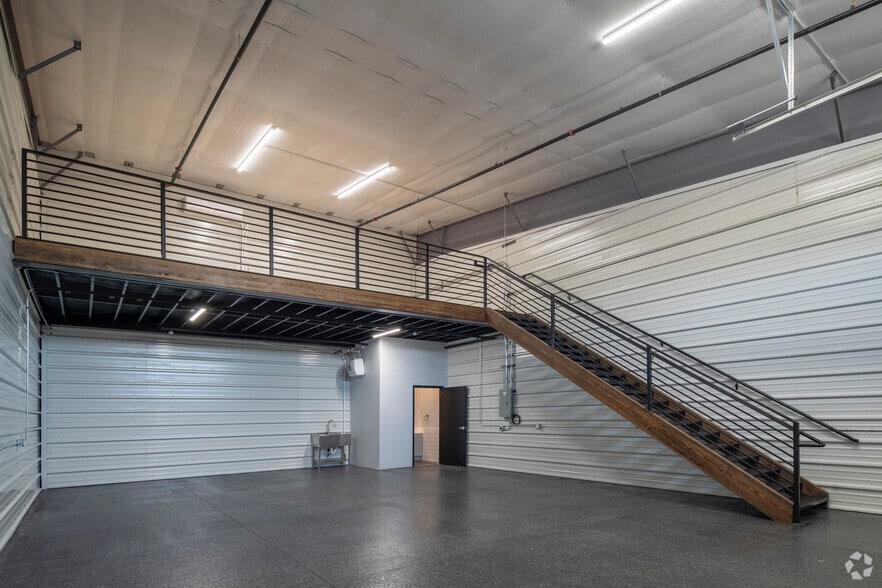 More Photos Of 7542 S Potomac St, Centennial Flex For Sale