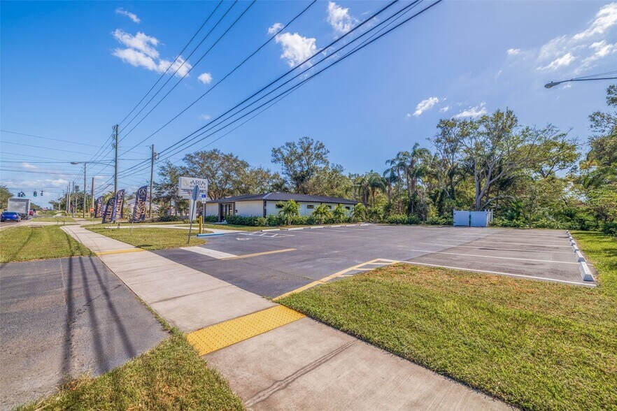 More Photos Of 1481 Belleair Rd, Clearwater Medical For Sale