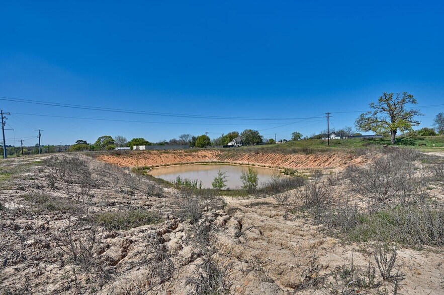 More Photos Of 1057 Tesch St, Bellville Industrial For Lease