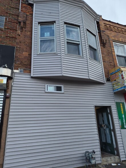 Primary Photo Of 1557 Mount Ephraim Ave, Camden Apartments For Sale