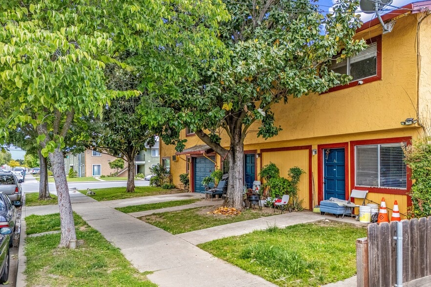 More Photos Of 7191 Eigleberry St, Gilroy Apartments For Sale