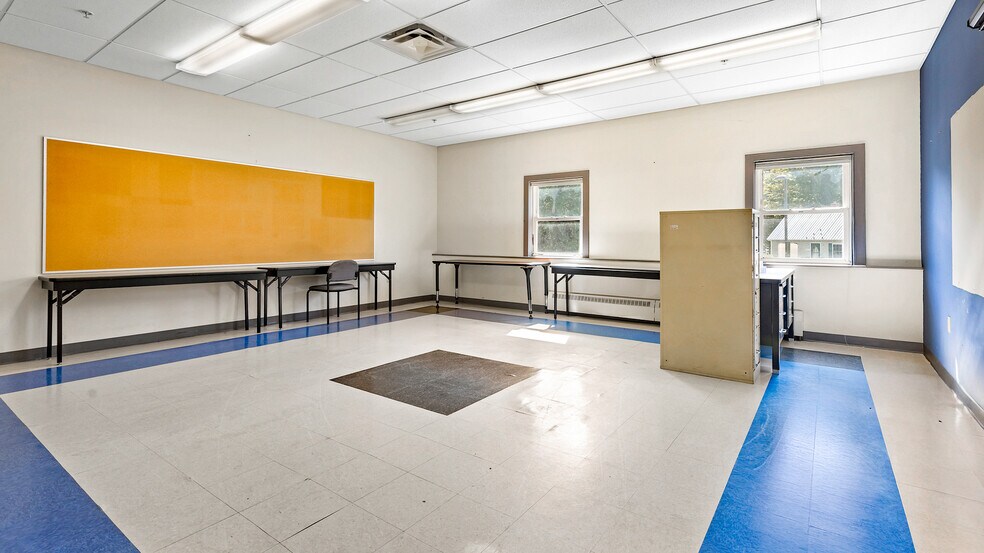 More Photos Of 50 Mayo St, Dover-Foxcroft Schools For Sale