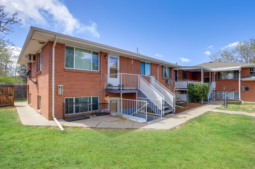 More Photos Of 1951 Upham St, Lakewood Apartments For Sale