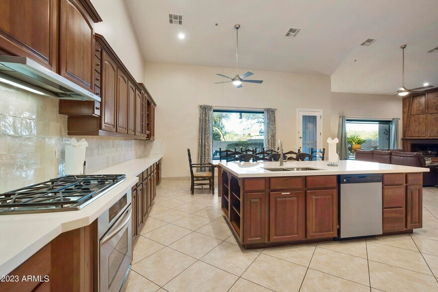 More Photos Of 6990 E Buckhorn Trl, Scottsdale Specialty For Sale