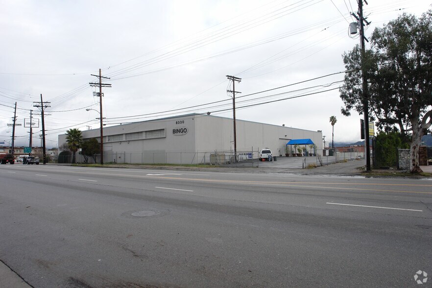 More Photos Of 8330 Lankershim Blvd, North Hollywood Warehouse For Lease