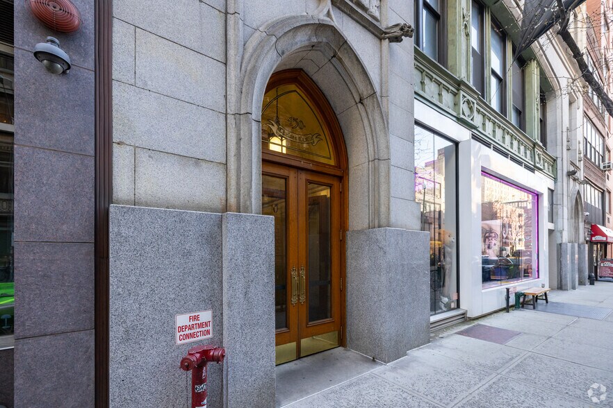 More Photos Of 150 W 22nd St, New York Loft Creative Space For Lease