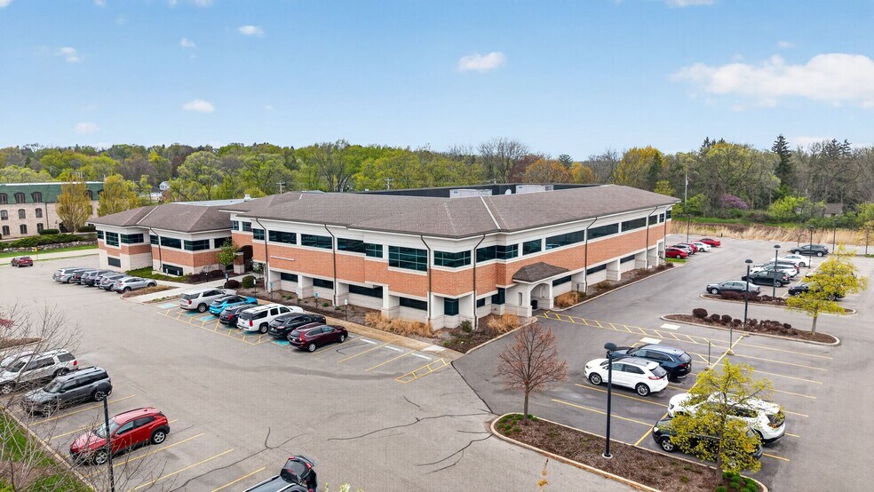 More Photos Of 17000 W North Ave, Brookfield Medical For Lease