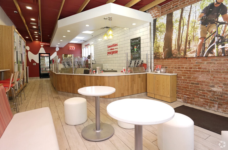 More Photos Of 1450 P St NW, Washington Storefront For Sale