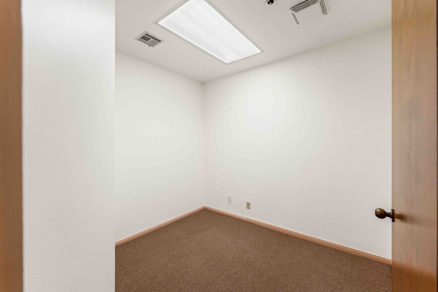 More Photos Of 504 W Pueblo St, Santa Barbara Medical For Sale