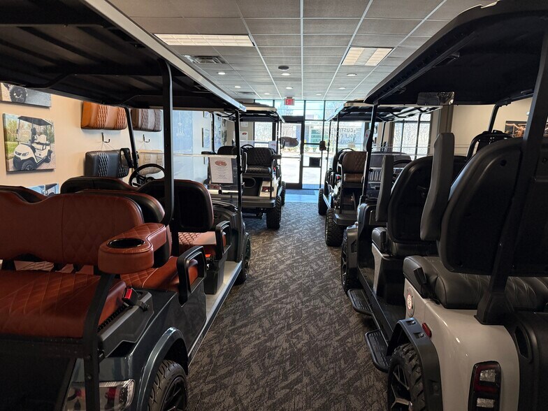 More Photos Of 126 Seaboard Lane, Franklin Office For Sale