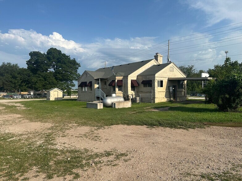 More Photos Of 4048 E Kearney St, Springfield Office For Lease