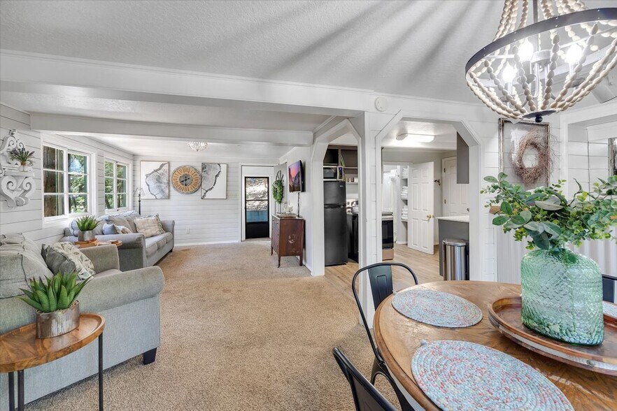 More Photos Of 22732 Middle Camp rd, Sonora Hotel For Sale