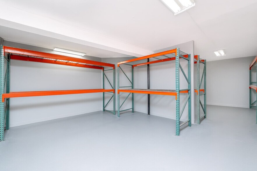 More Photos Of 7025 NW 7th Ave, Miami Research And Development For Lease