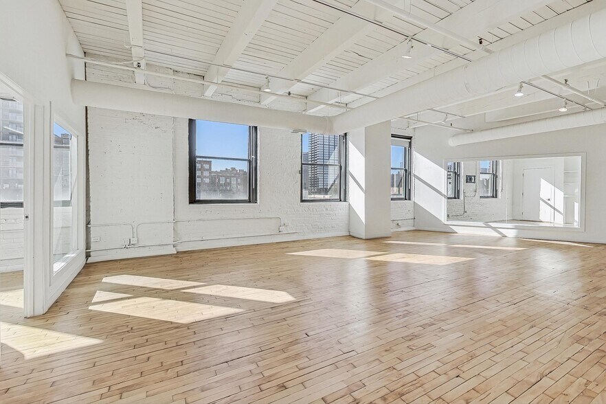 More Photos Of 400-420 N May St, Chicago Loft Creative Space For Lease