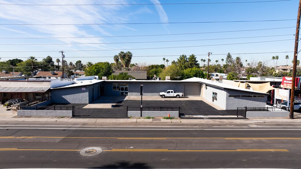 More Photos Of 4630 N 12th St, Phoenix Light Distribution For Sale