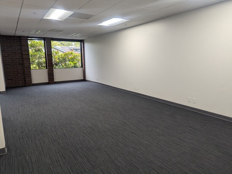 More Photos Of 133 Mission St, Santa Cruz Medical For Lease